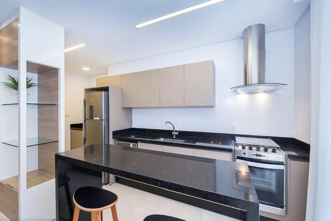 Porto Madero 303 - Apartamento No Centro De Bombinhas - Rooftop Com Piscina E Academia - A Poucos Metros Da Praia - Daire