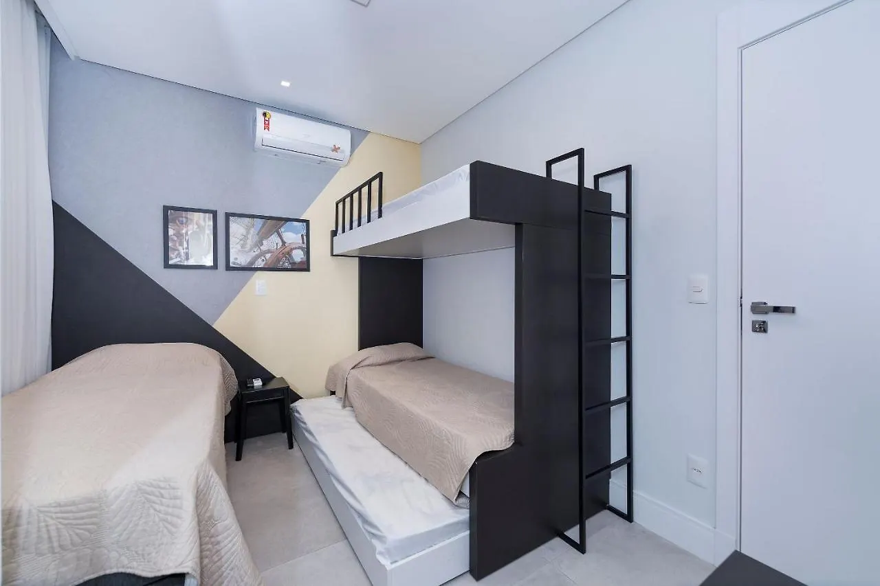 Porto Madero 303 - Apartamento No Centro De Bombinhas - Rooftop Com Piscina E Academia - A Poucos Metros Da Praia -